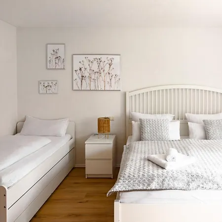 Kleiner Fuchs - Fuer Familien Mit Babys Eingerichtet הוכנשוואנד