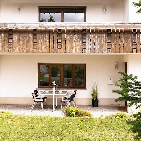 Lejlighed Kleiner Fuchs - Fuer Familien Mit Babys Eingerichtet Höchenschwand